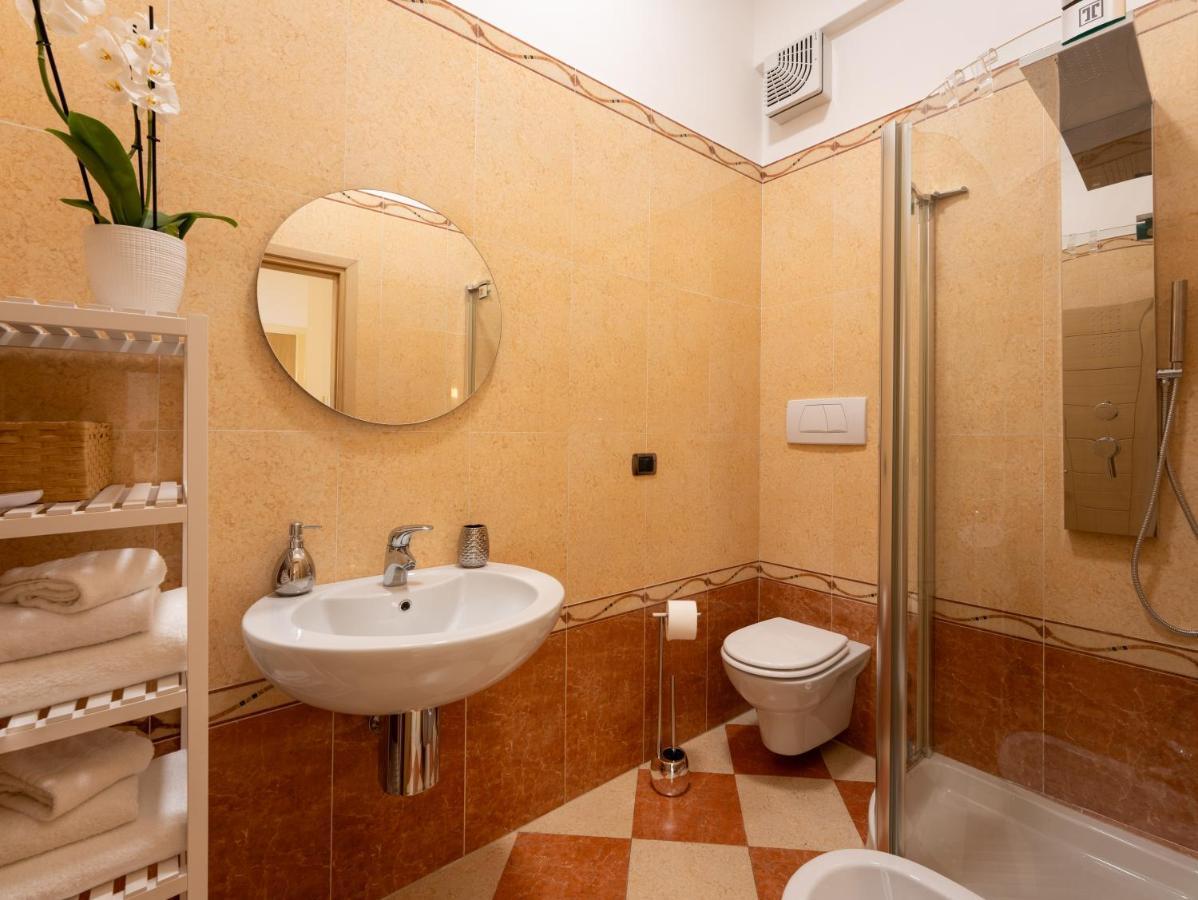Elegant Suite Central Florence Luaran gambar